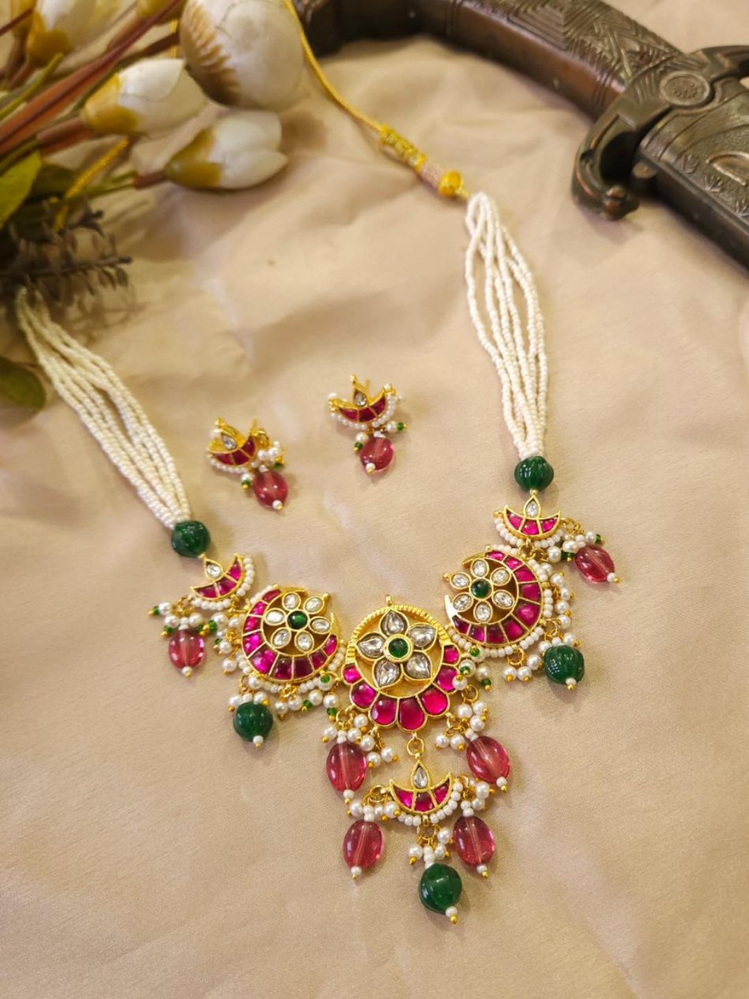 Ishhaara Premium Jadau Kundan Necklace Set