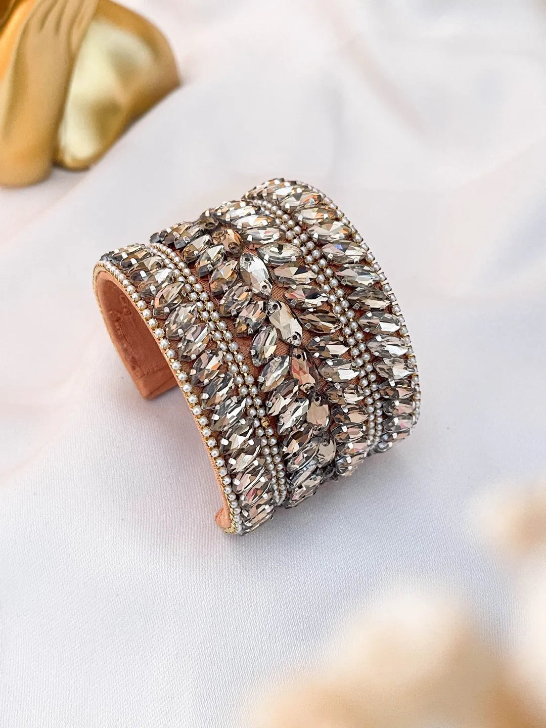 Ishhaara Premium Rhinestone Studded Hand Cuff