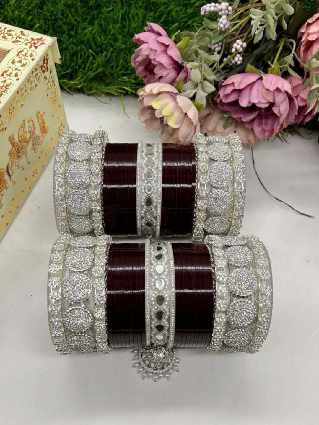 Ishhaara Premium Silver Plated Zircon Diamond Stone And Acrylic Bangles Chuda Set