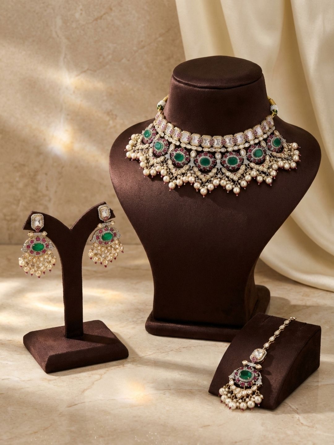 Ishhaara Premium Victorian Diamond Choker