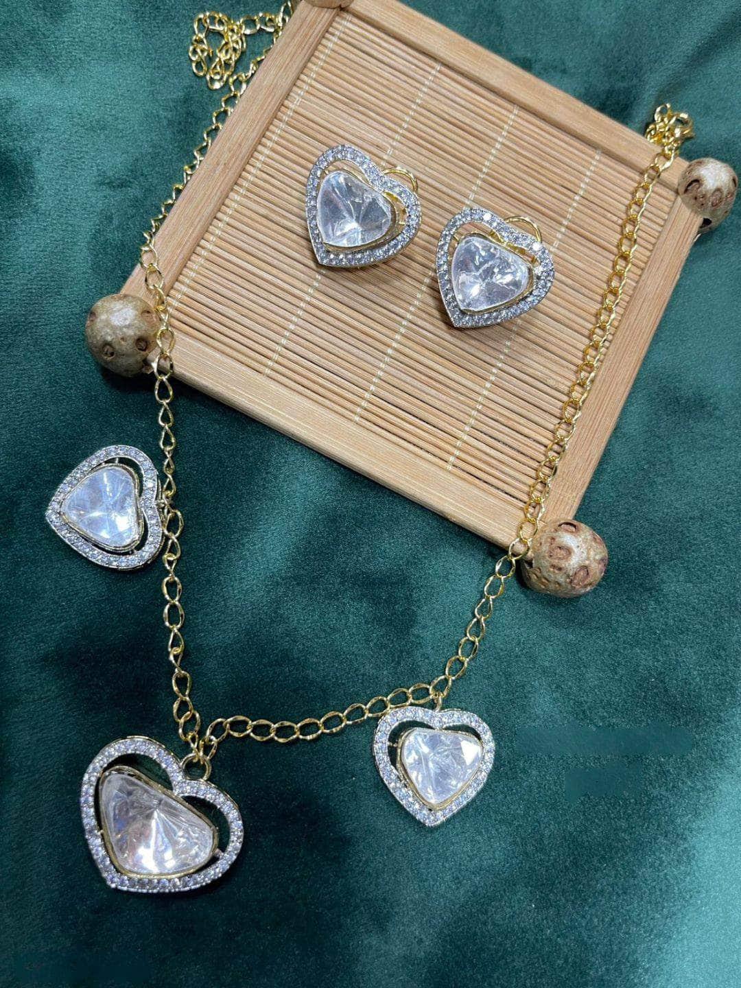 Ishhaara Pretty Heart Shaped Polki Necklace Set