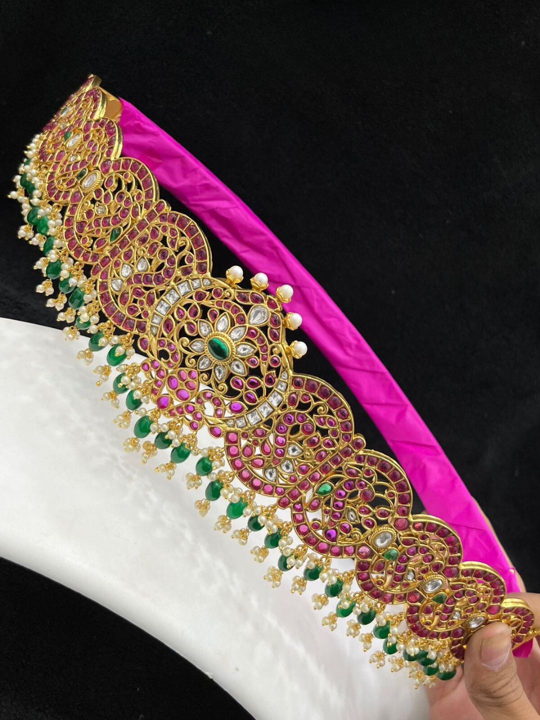 Ishhaara Pure Kemp Pearl Studded Nagasi Hipbelt