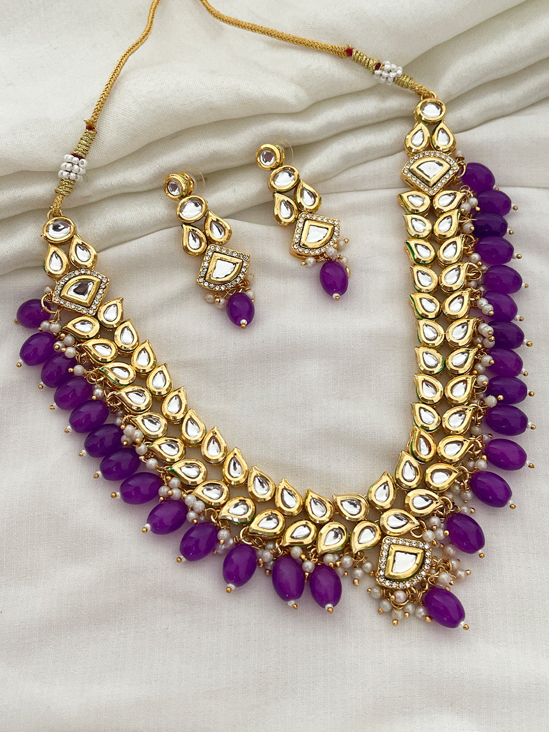 Ishhaara Purple Elegant Kundan And Pearl Studded Necklace Set