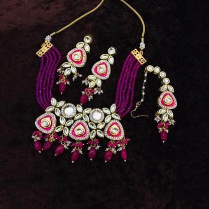 Ishhaara Triangular Meenakundan Necklace Earring And Teeka Set