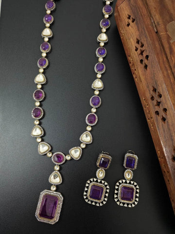 Ishhaara Purple Victorian Finish Beautiful Stone Necklace Set