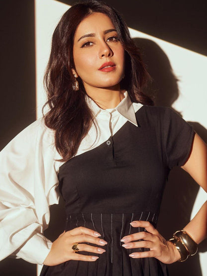 Ishhaara Raashii Khanna In Coral Molten Ring
