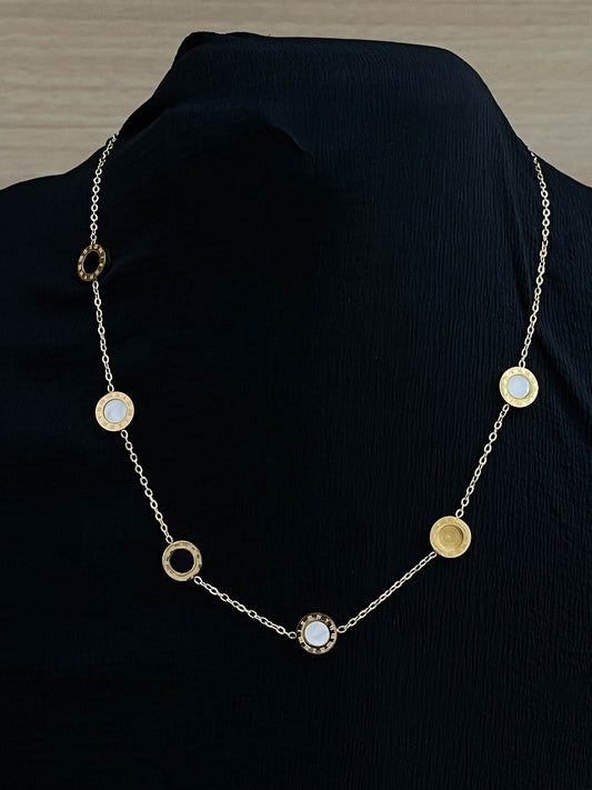 Ishhaara Radiant Droplet Necklace