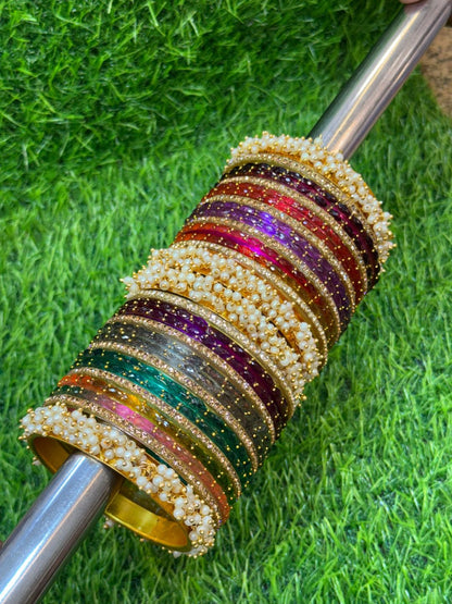 Ishhaara Raindrop Bangle With With Lahariya Siders