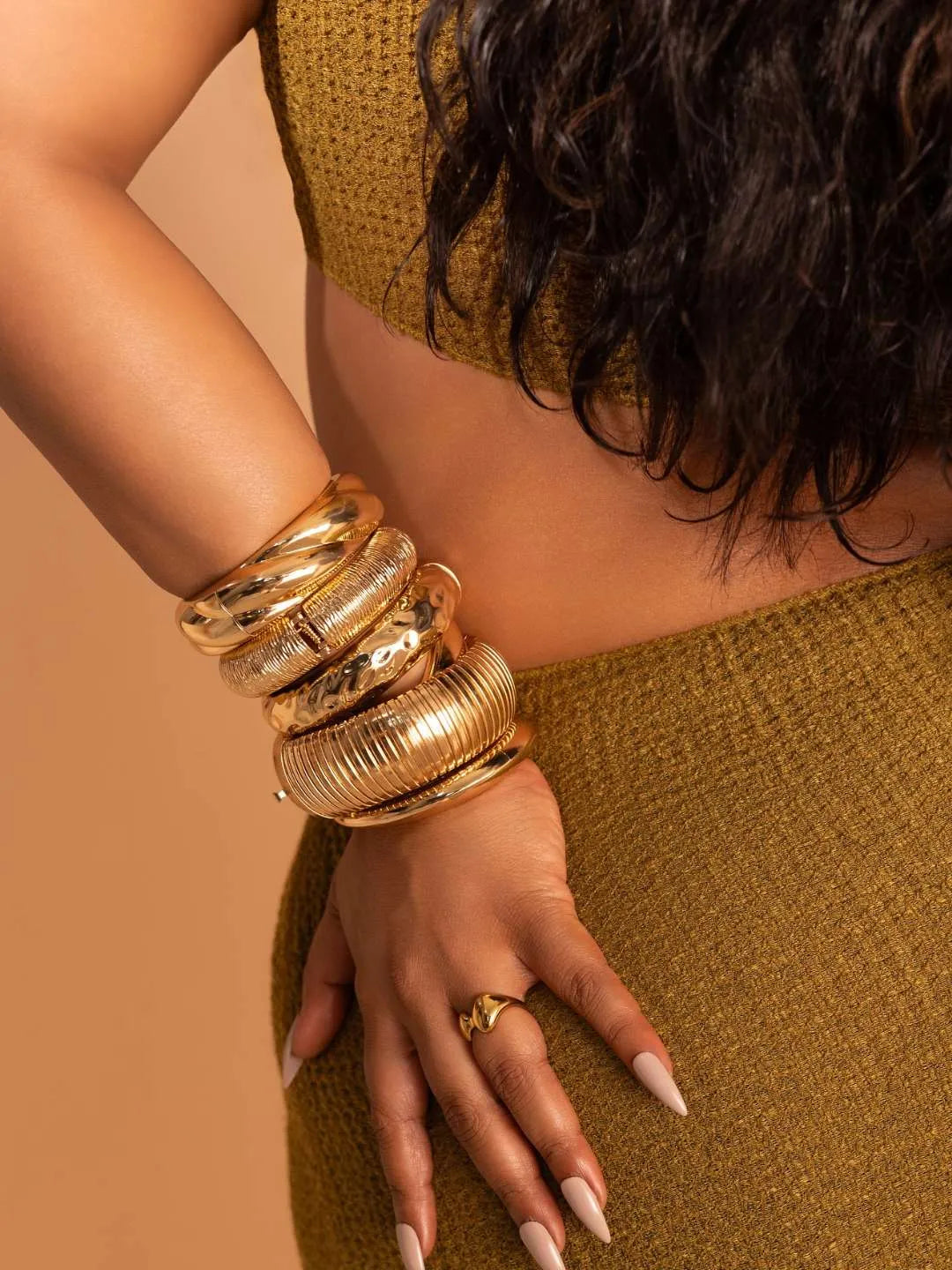 Ishhaara Raja Kumari In Cartier Flexible Tubogas Bracelet