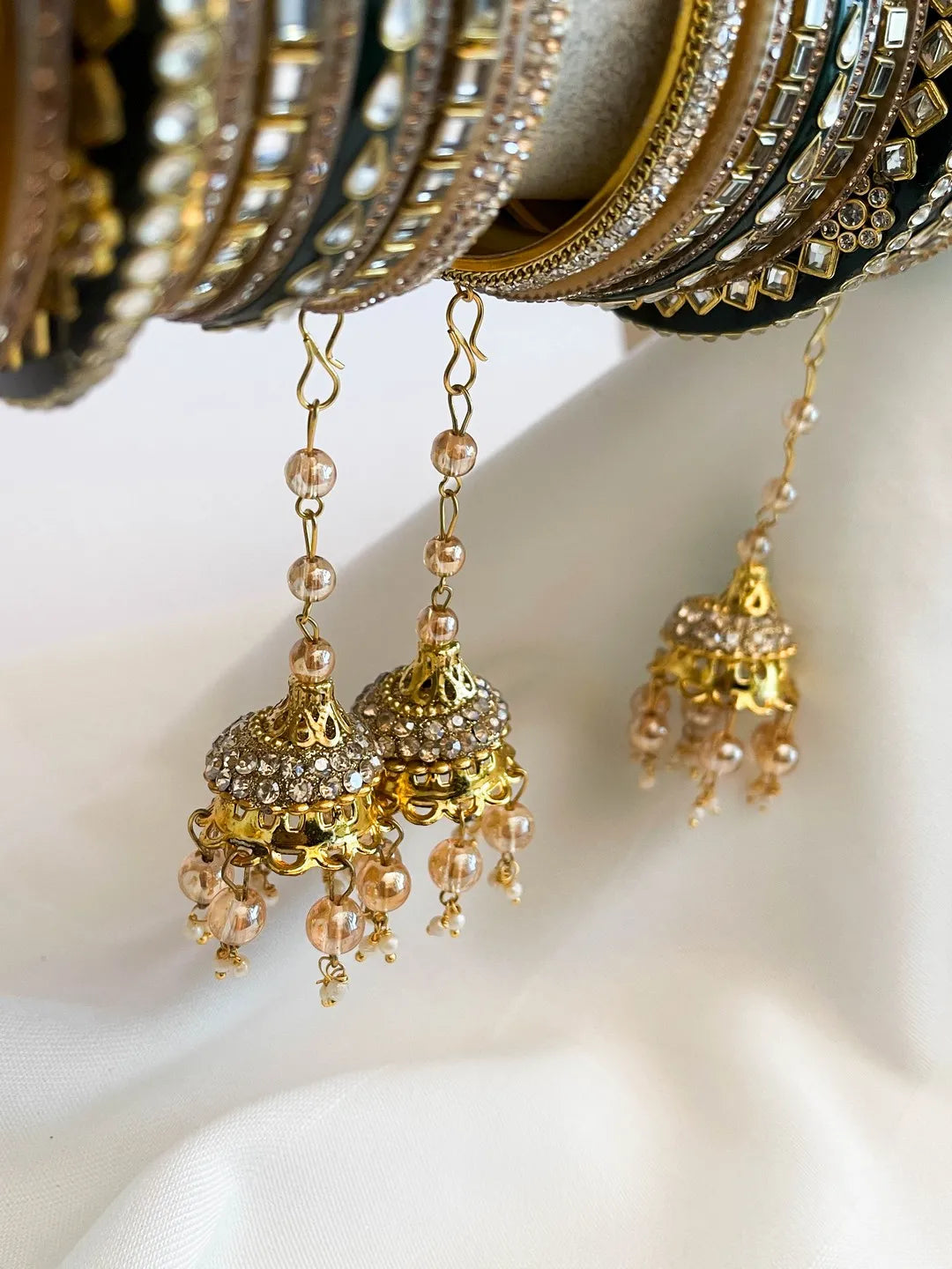 Ishhaara Rajasthani Kundan Studded Chooda With Jhula Bangles