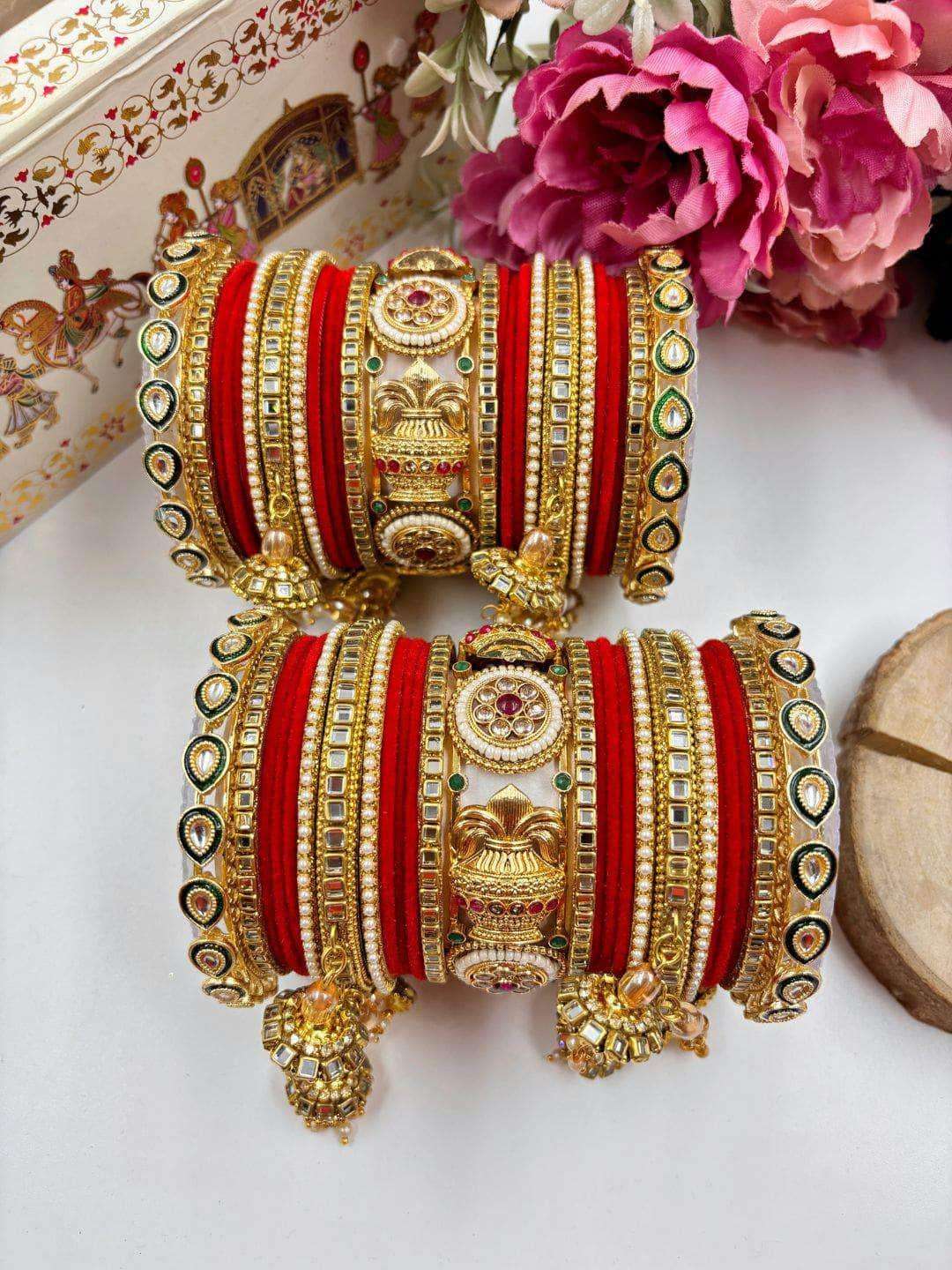 Ishhaara Rajasthani Traditional Kalash Design Bridal Bangle Set