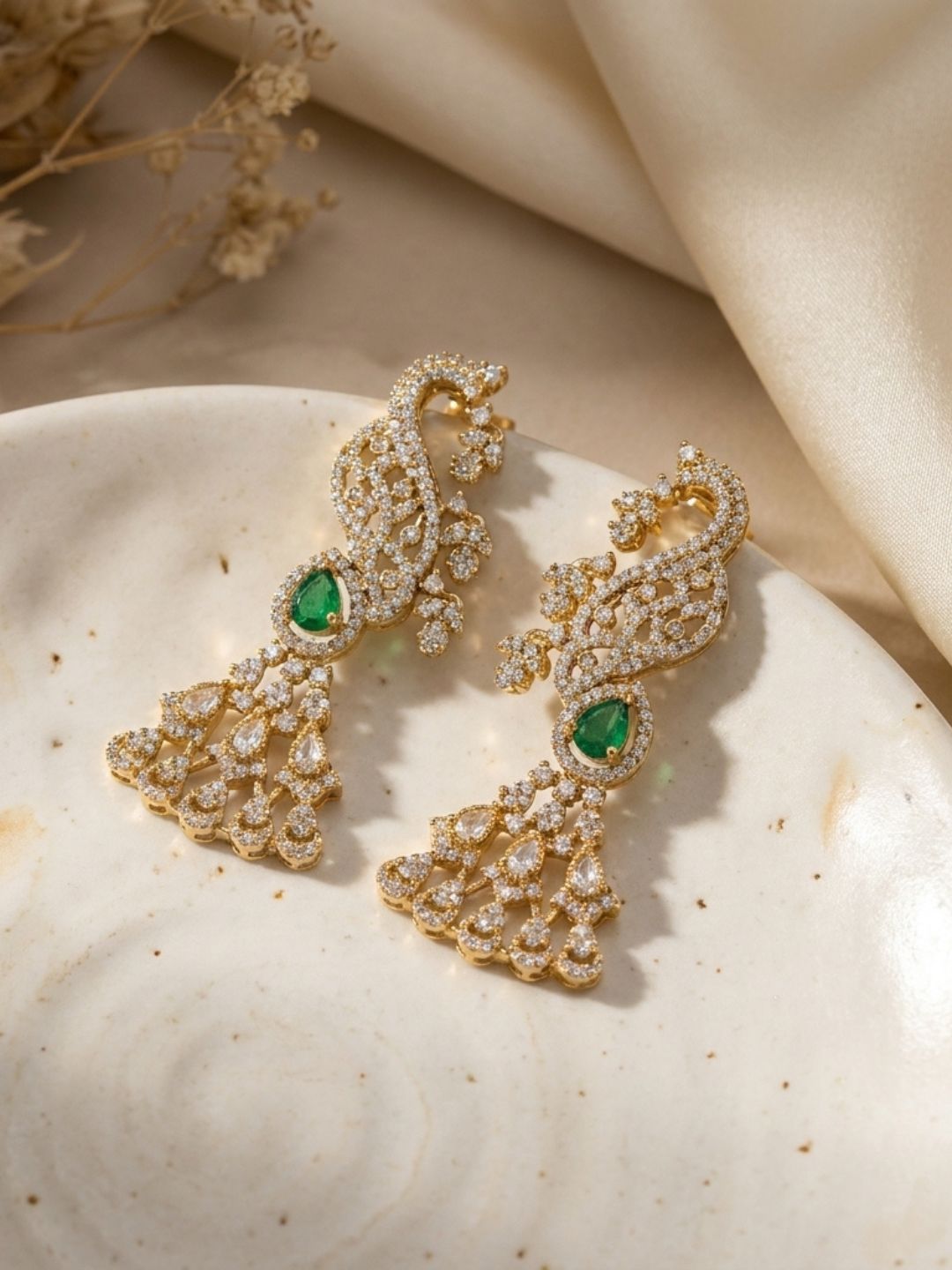 Ishhaara Rajwadi Earcuff Earrings