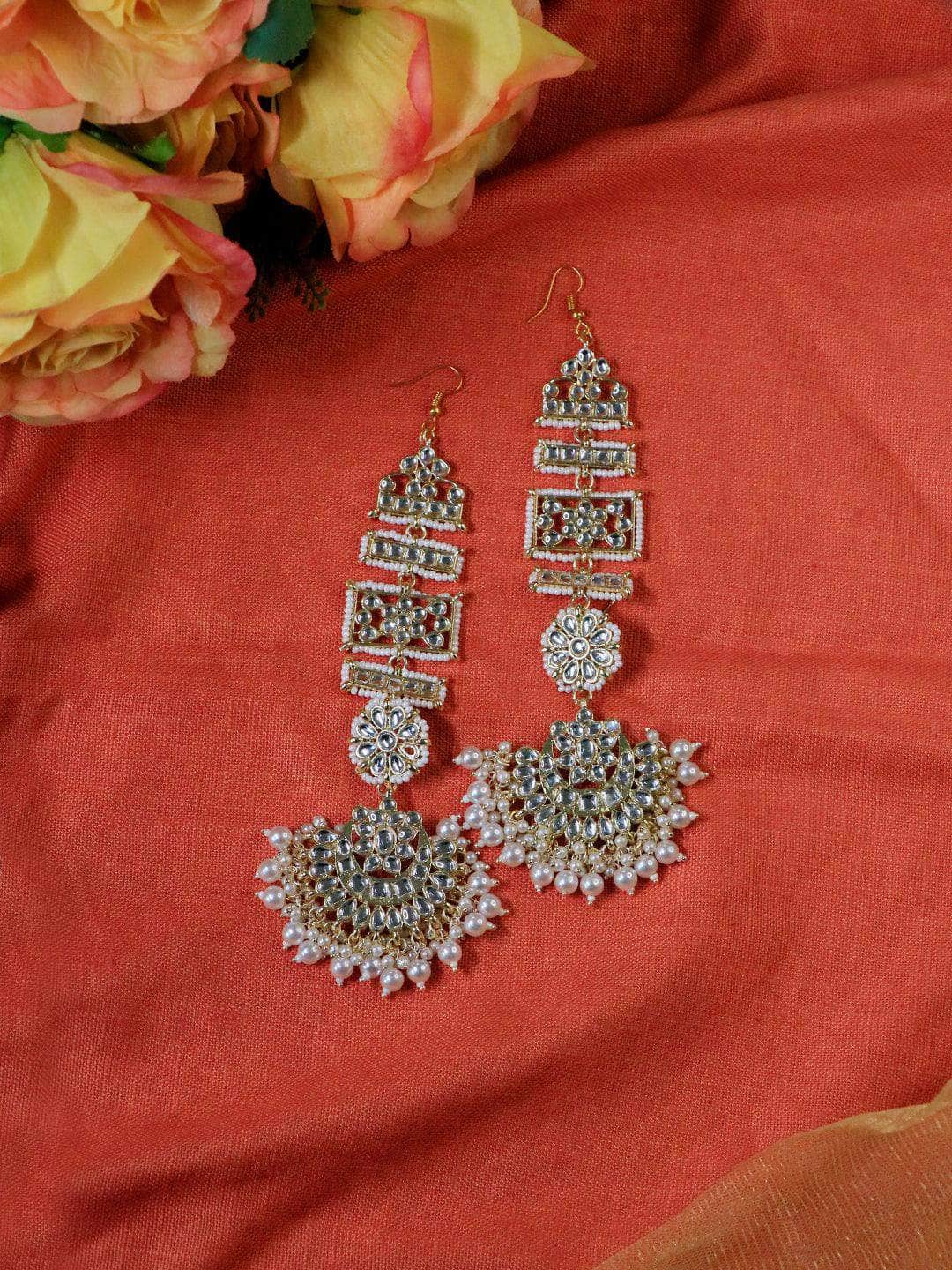 Ishhaara Rajwadi Earring with Holder - White