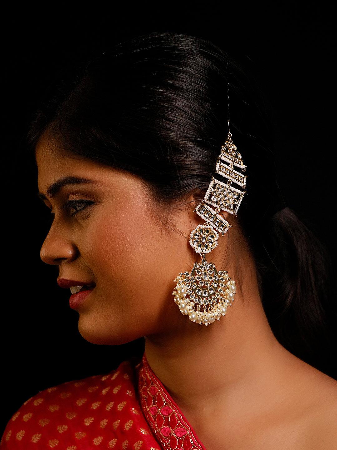 Ishhaara Rajwadi Earring with Holder - White