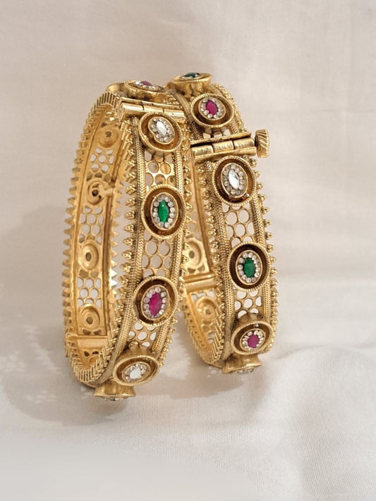 Ishhaara Rajwadi Openable Jadau Bangles