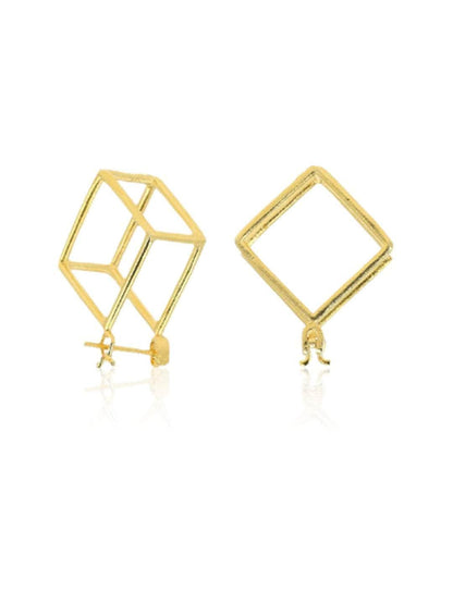 Ishhaara Rashmika Mandanna In Gold Square Cube Hoops Huggies