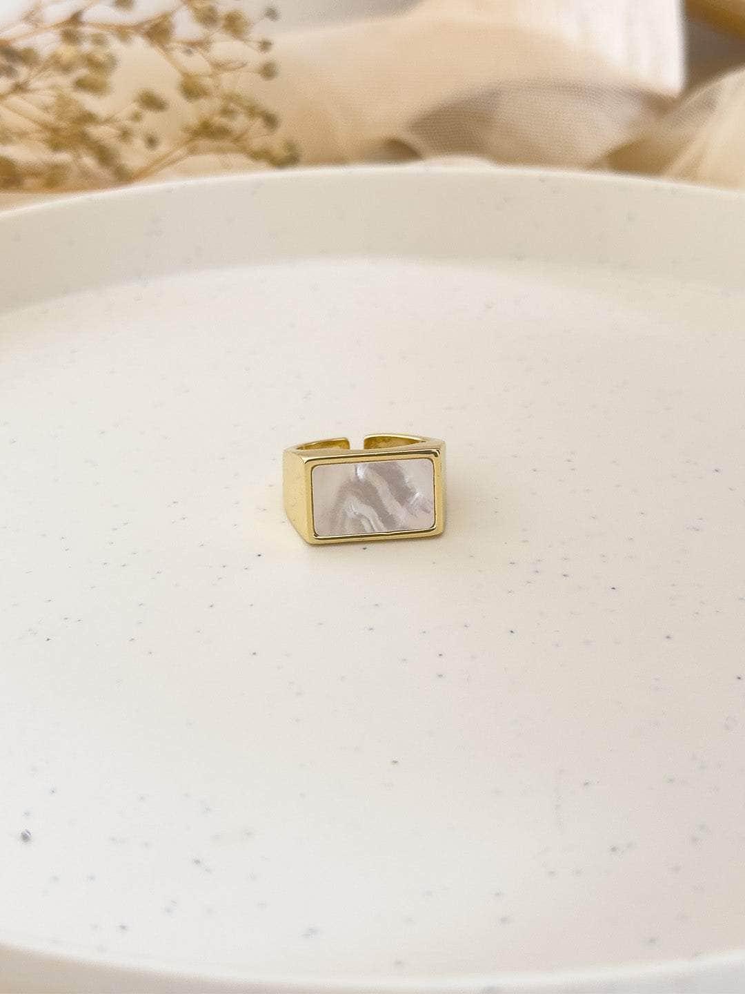 Ishhaara Rectangle Shaped Pearl Statement Ring