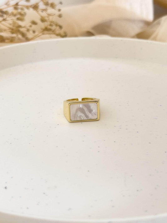Ishhaara Rectangle Shaped Pearl Statement Ring