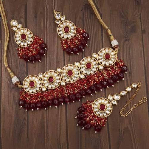 Ishhaara Red 5 Round Tassel Choker Necklace Set