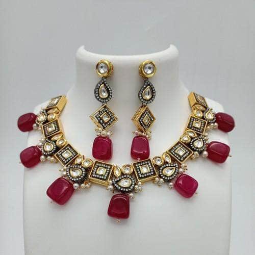 Ishhaara Red Ad Dual Tonned Drop Necklace Set