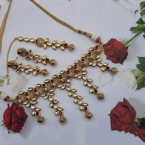 Ishhaara Red Antique Gold Choker Tassel Set
