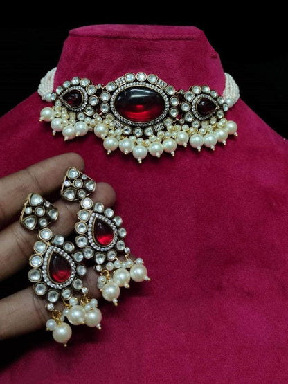 Ishhaara Artic Charm Choker