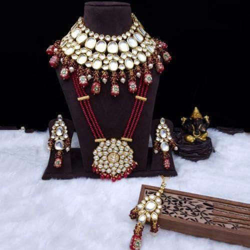 Ishhaara Green Big Kundan Full Necklace Set