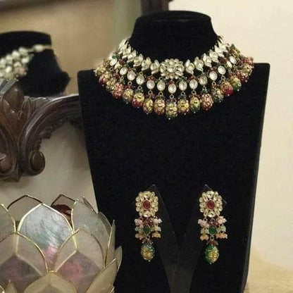 Ishhaara Close Flower Design Onex Necklace Set