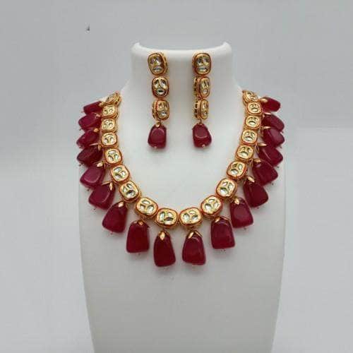 Ishhaara Red Cut Work Oval Kundan Necklace And Earring Set