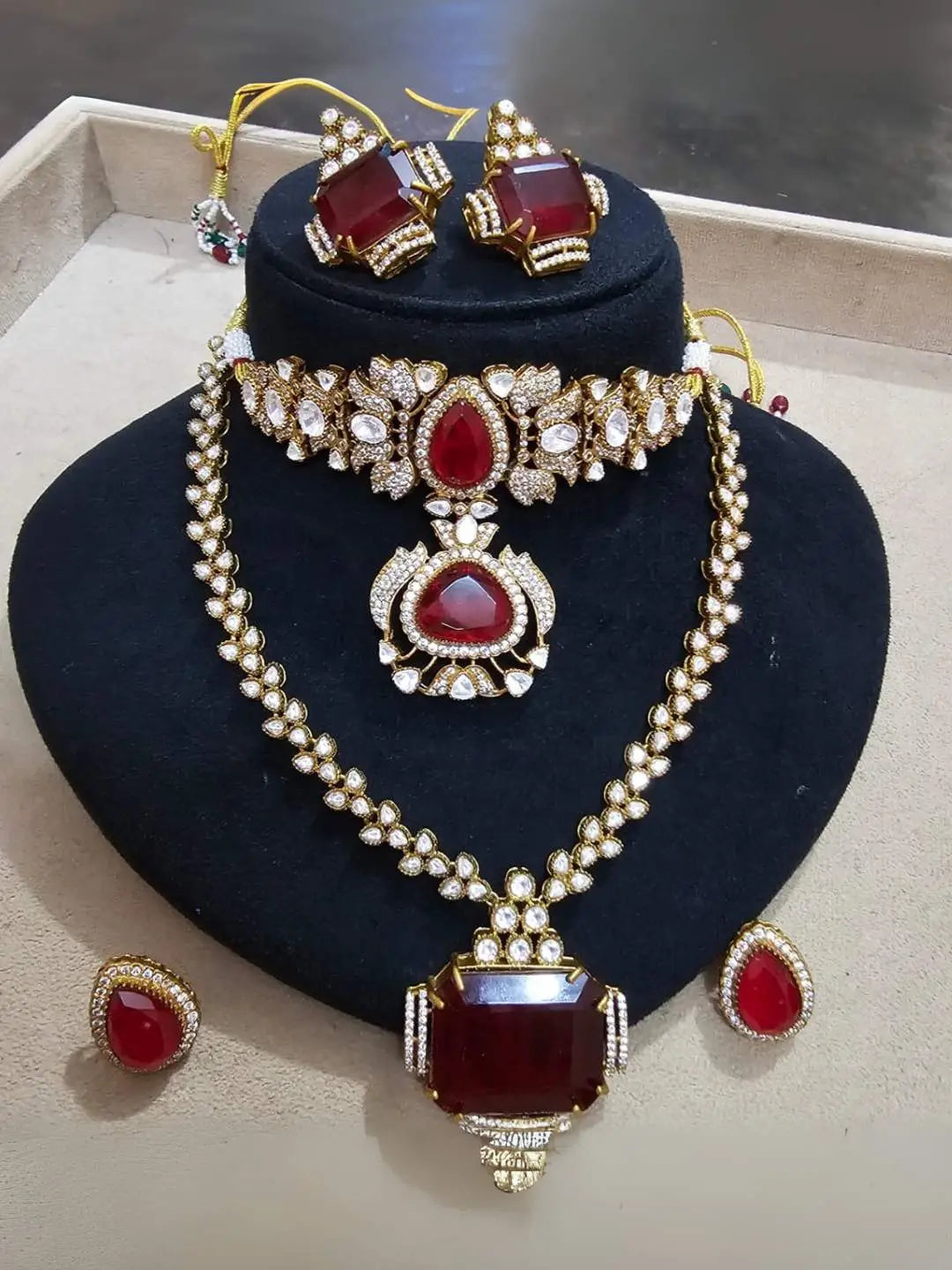 Ishhaara Red Delicate Moissanite Fusion Necklace