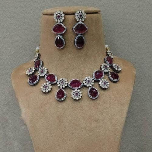 Ishhaara Red Drop Shaped Polki Kundan Flower Motif Necklace