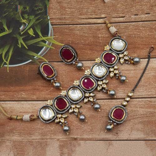 Ishhaara Red Dual Tonned Big Kundan Choker Necklace Set