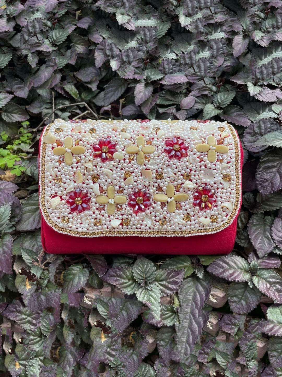 Ishhaara Embroidered Ethnic Clutch Bag