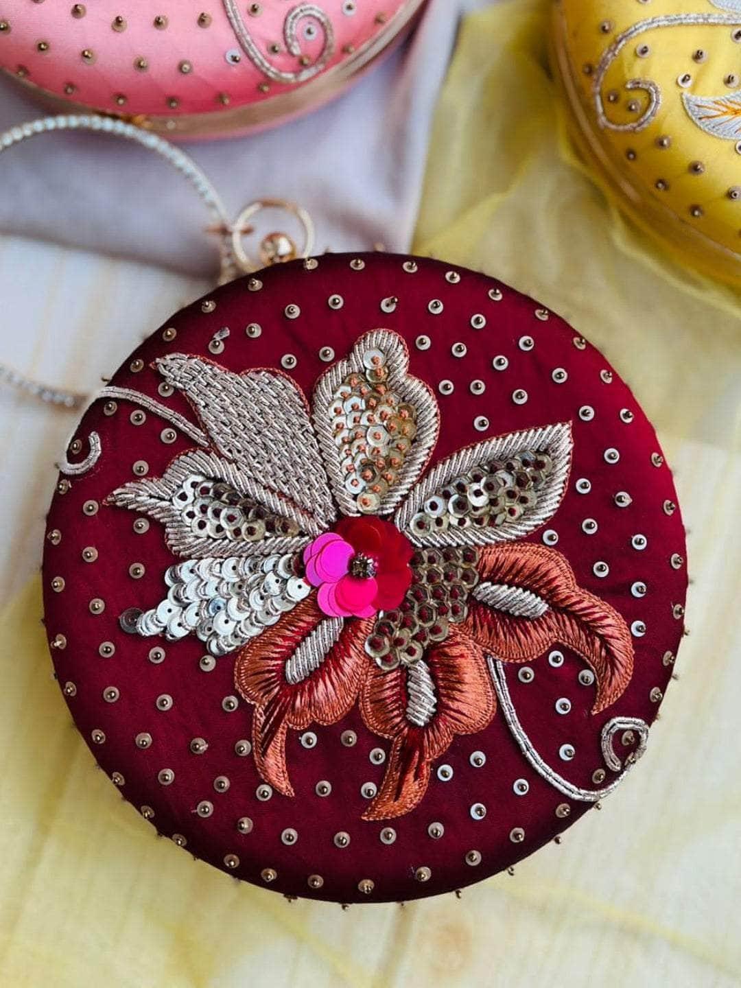 Ishhaara Embroidered Round Clutch