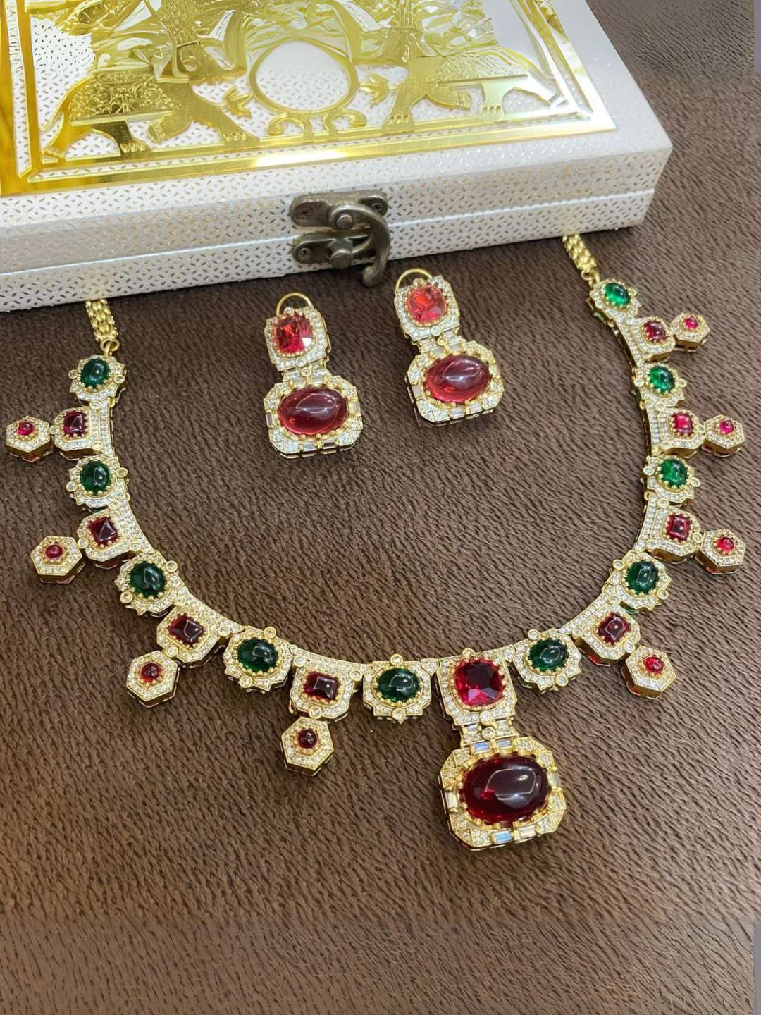 Ishhaara Red Exclusive Gold Finish Designer Necklace Set