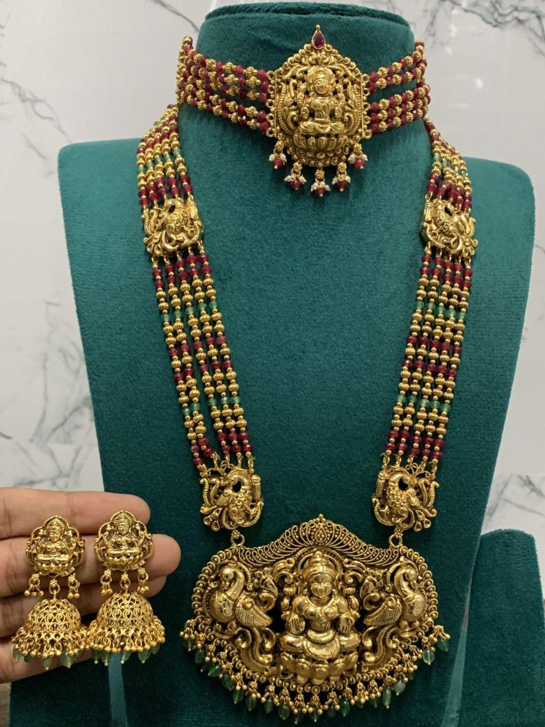 Ishhaara Red Exclusive Lakshmi Pendant Beaded Necklace