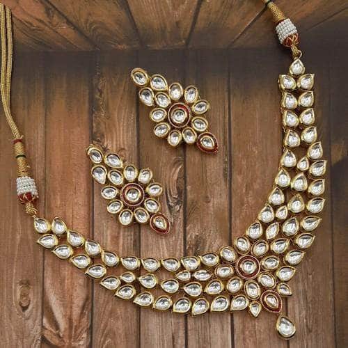 Ishhaara Red Flower Shaped Simple Kundan Necklace Set