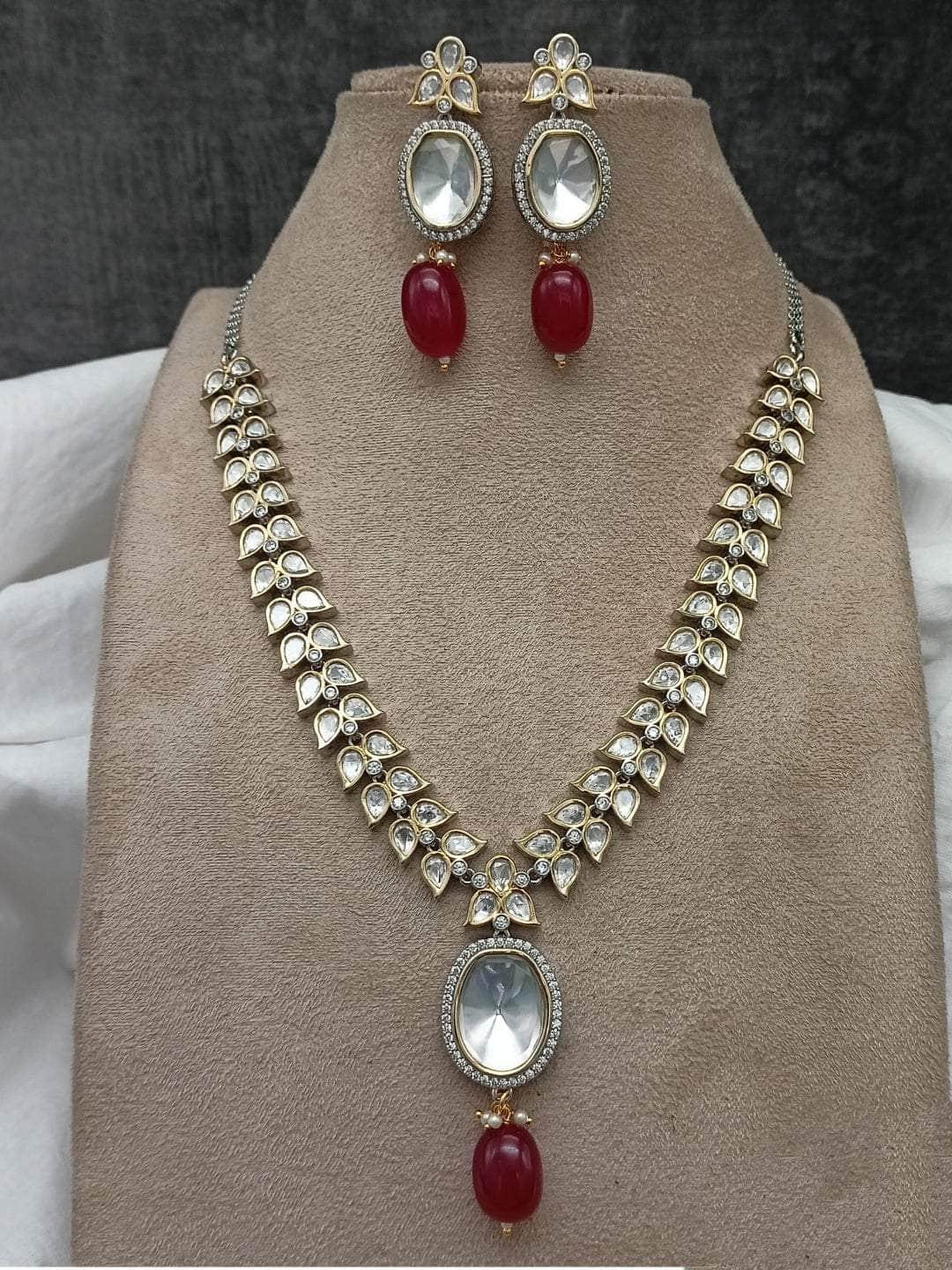 Ishhaara Folio Glamour Chain Set