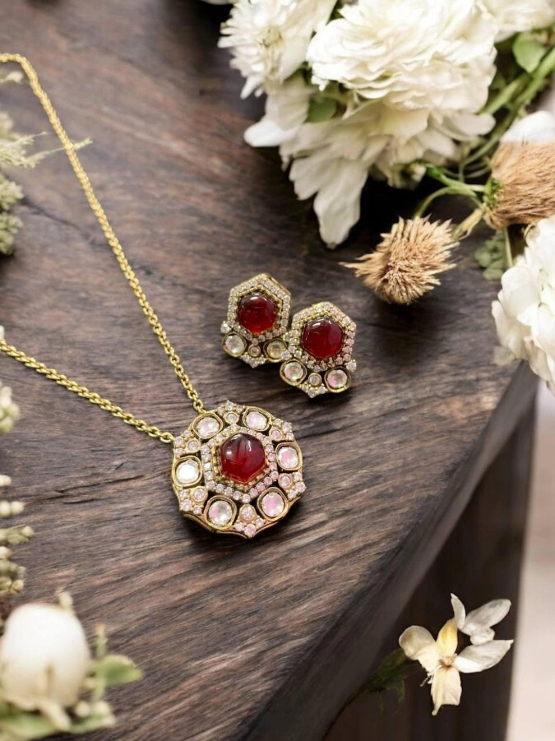 Ishhaara Red Hexagon Shaped Pendant Choker Necklace