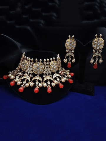 Ishhaara Red Kundan Chand Motif Necklace With Pearl