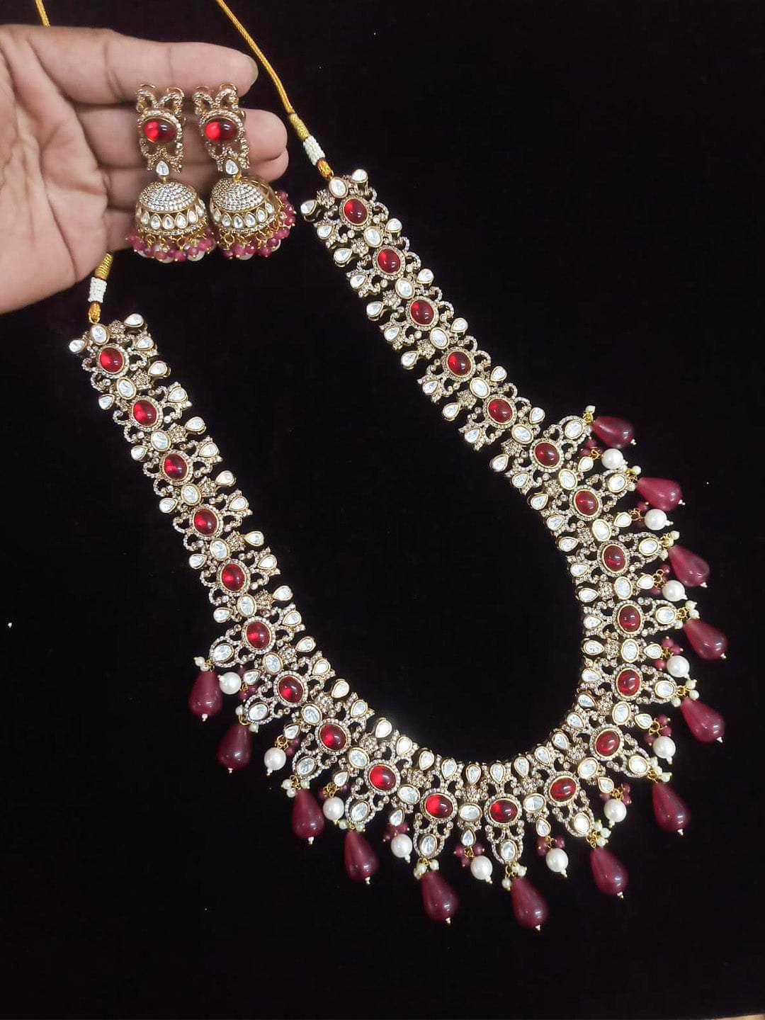 Ishhaara Red Kundan Studded & Beaded Jewelry Set