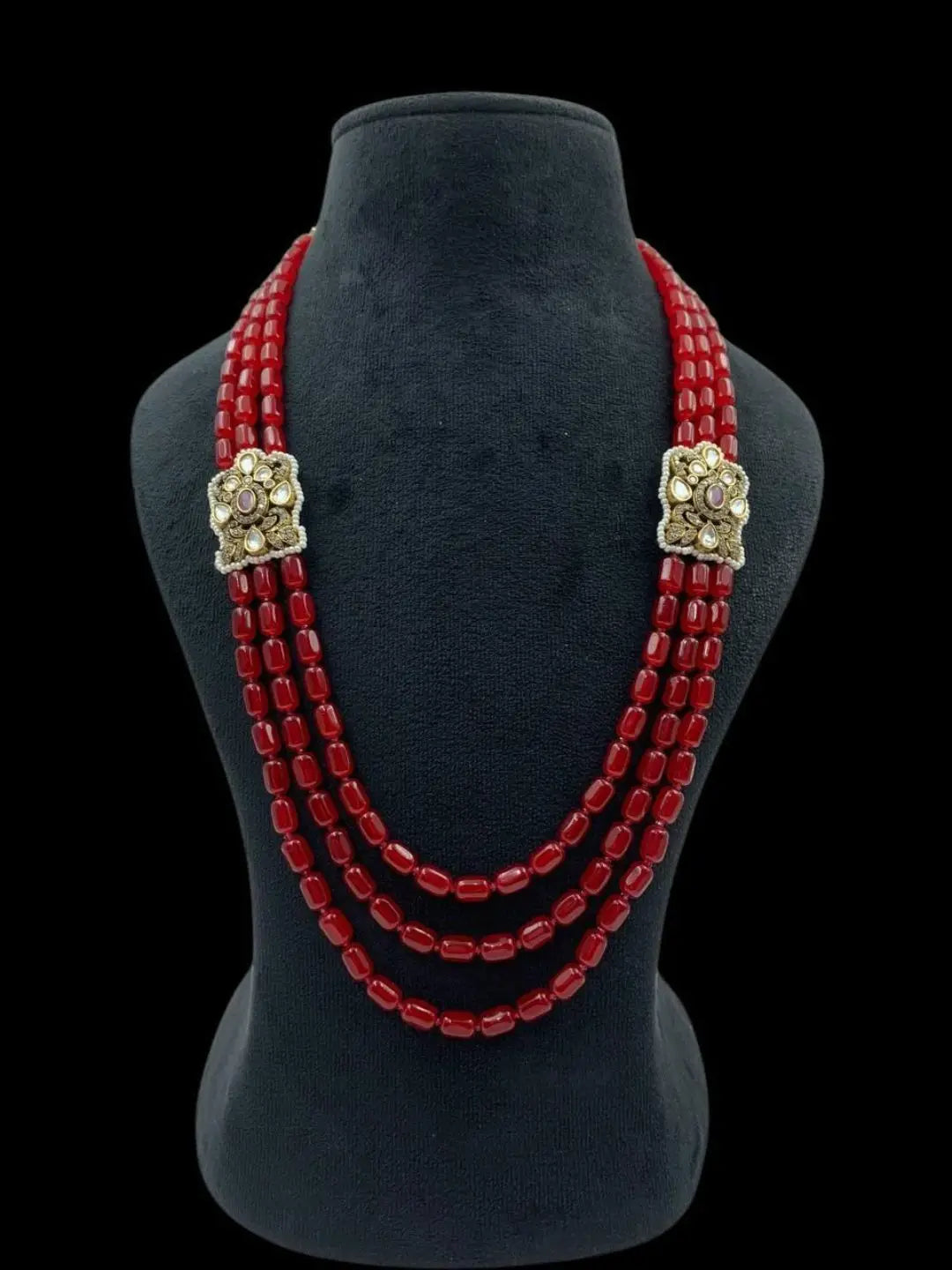Ishhaara Red Kundan Studded Coral Beads Necklace