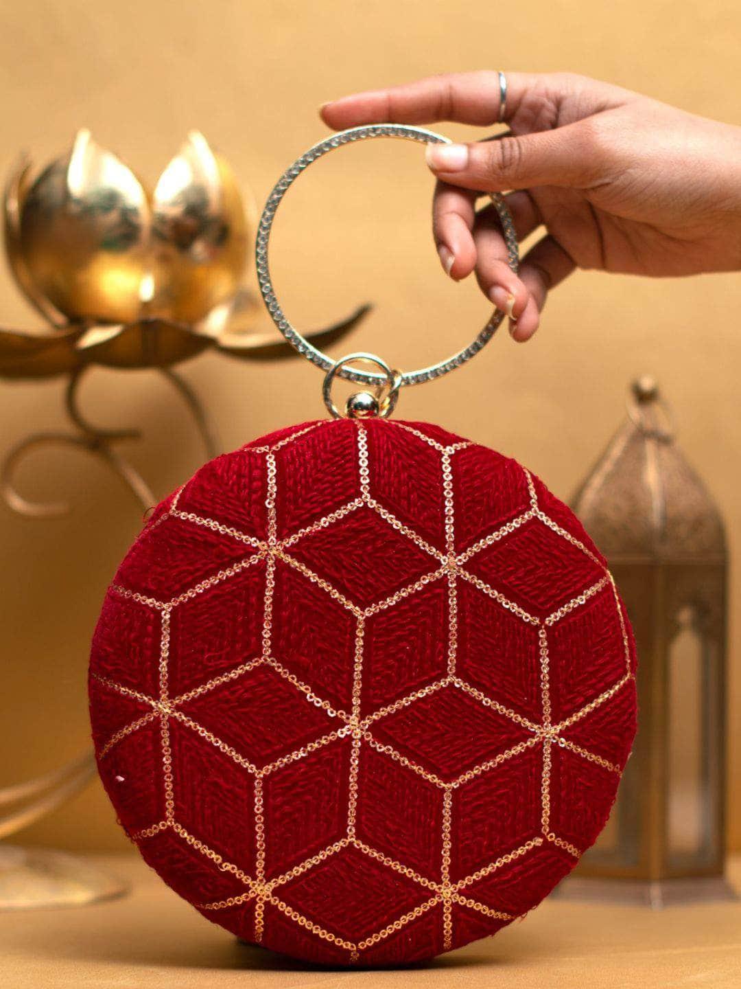 Ishhaara Luxurious Round Sequence Clutch