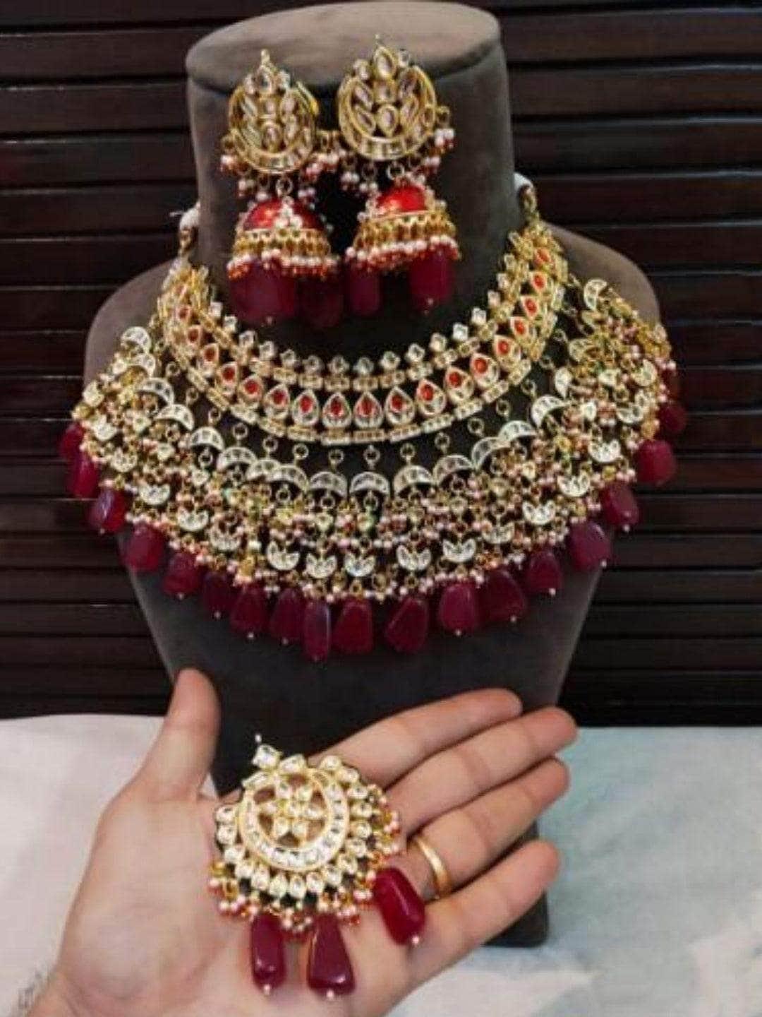 Ishhaara Multi Snap Chand Bridal Necklace Earring And Teeka Set