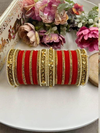 Ishhaara Premium Velvet Chooda