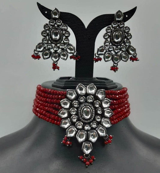 Ishhaara Rodium Pendant Choker Set