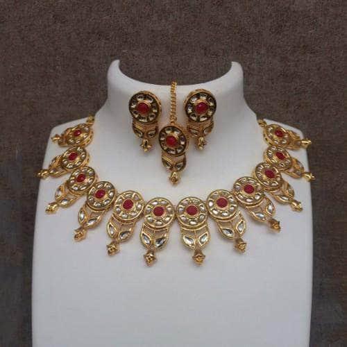 Ishhaara Red Round Cut Leaf Kundan Necklace And Earring Set