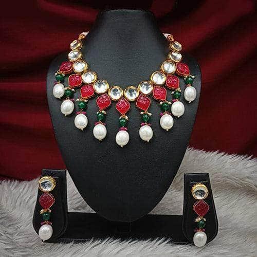 Ishhaara Round Kundan Stonemoti Set