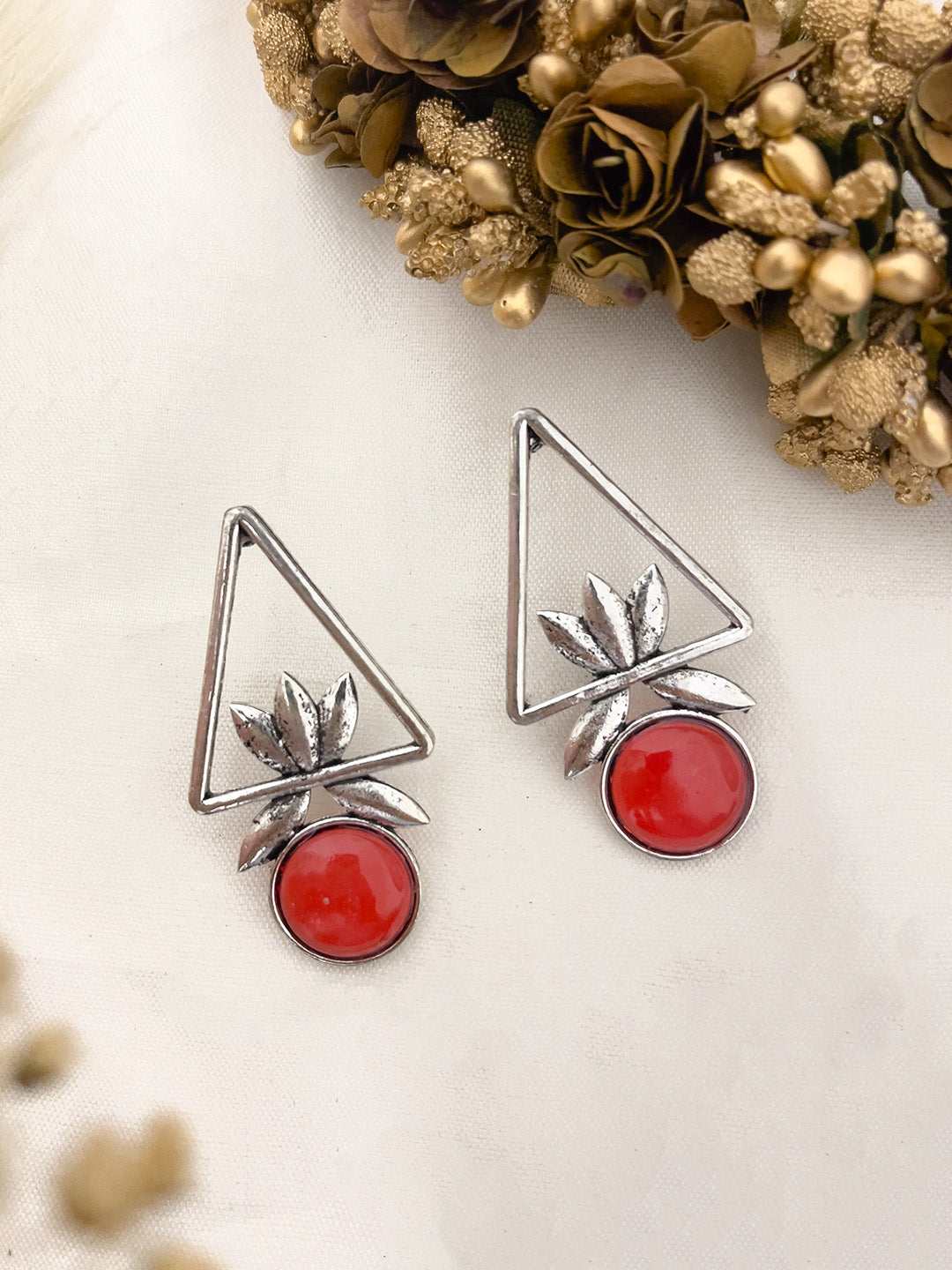 Ishhaara Red Silver Plated Geometric Earrings