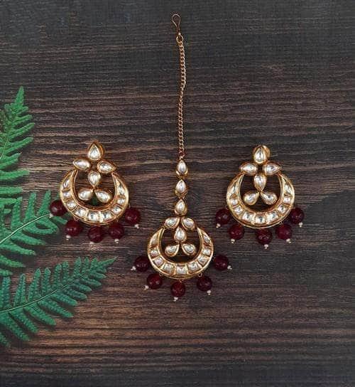 Ishhaara Simple Chand Teeka Earrings
